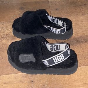 UGG fluff yeah slide/sandal